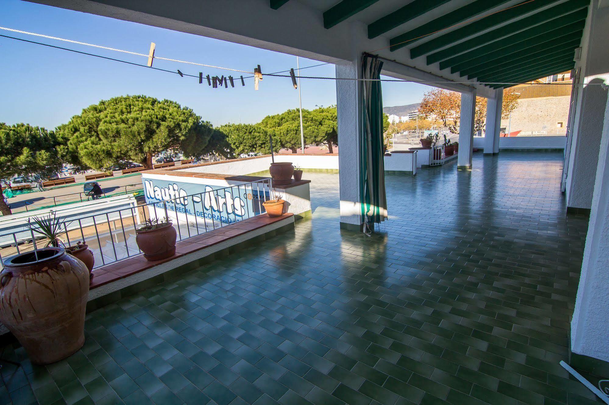 Вилла Agi Casa Puerto Росас Экстерьер фото